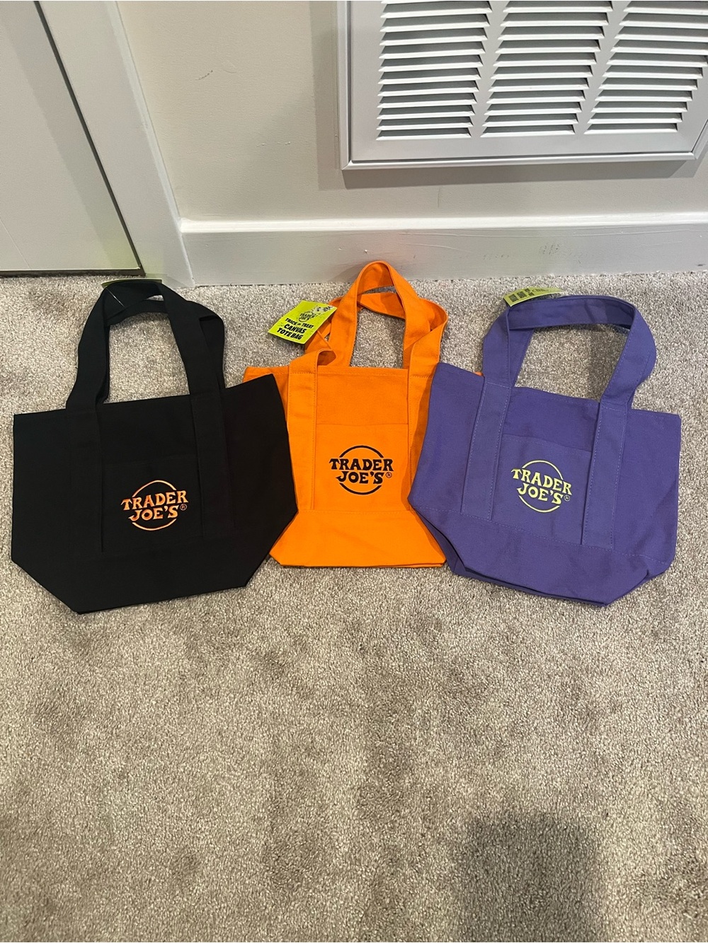 NWT Trader Joe's Halloween Canvas
Mini Tote Bags
$35